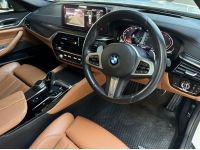 BMW Series 5 520d M Sport LCI ปี 2021 รูปที่ 9